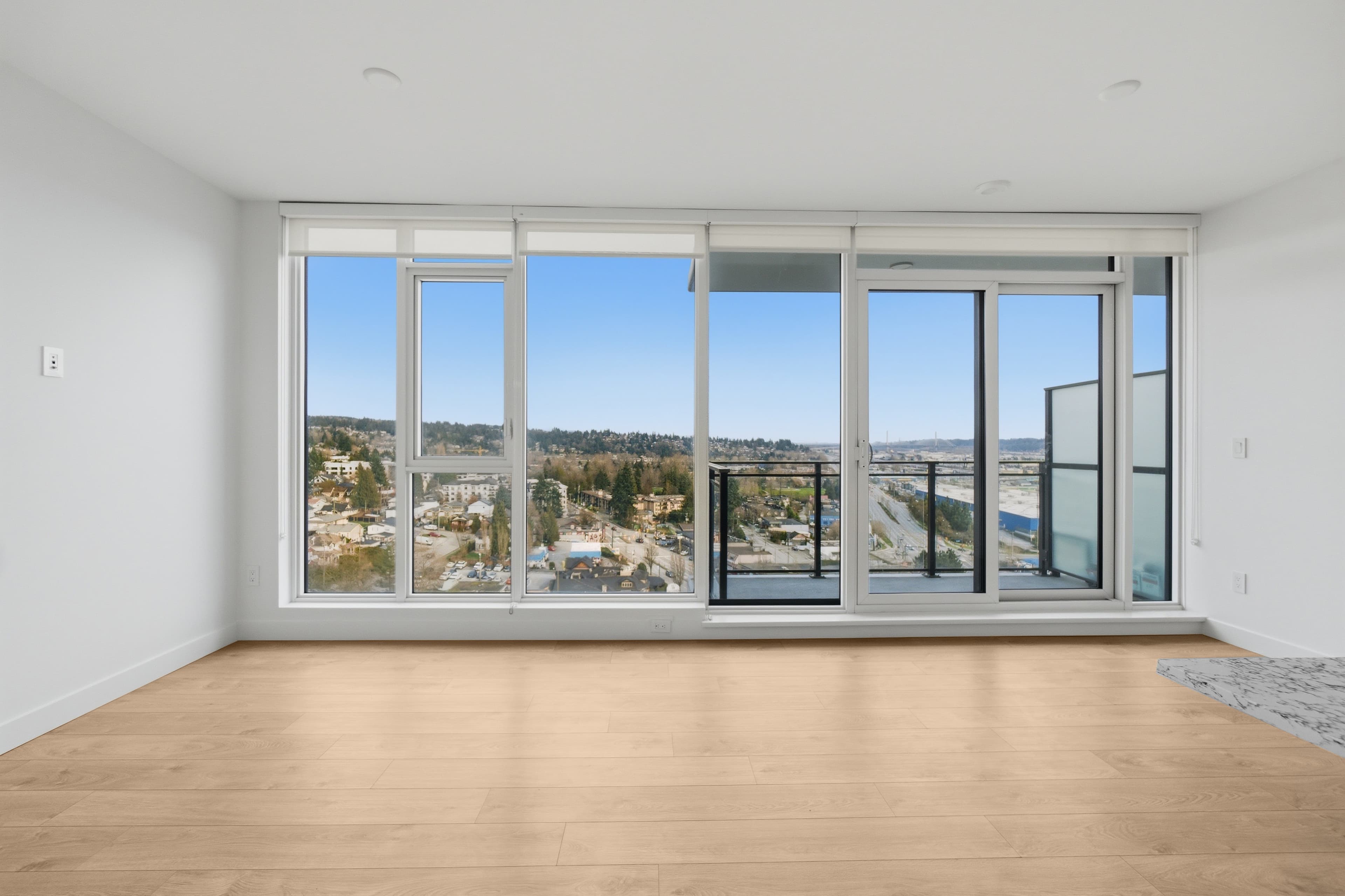 Living Room — before virtual staging